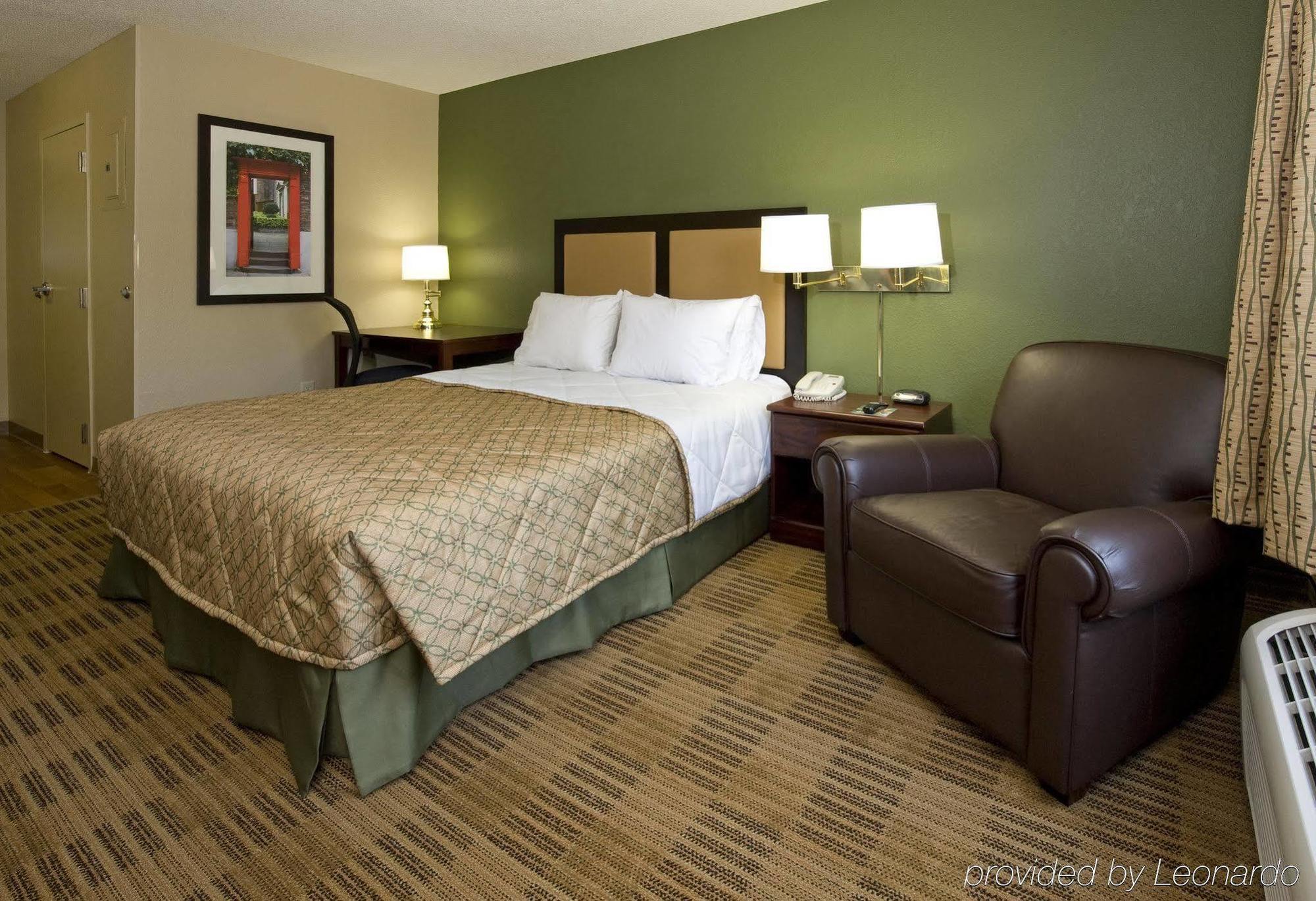 Extended Stay America Select Suites - Chicago - Naperville - West Exterior photo
